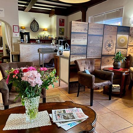 Logis Hotel Des Causses مييو المظهر الخارجي الصورة