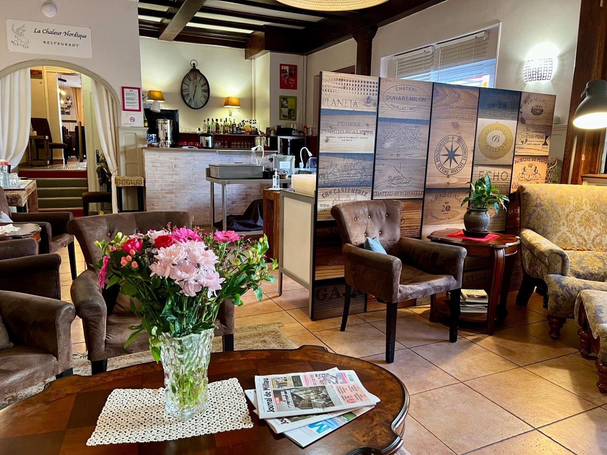 Logis Hotel Des Causses مييو المظهر الخارجي الصورة