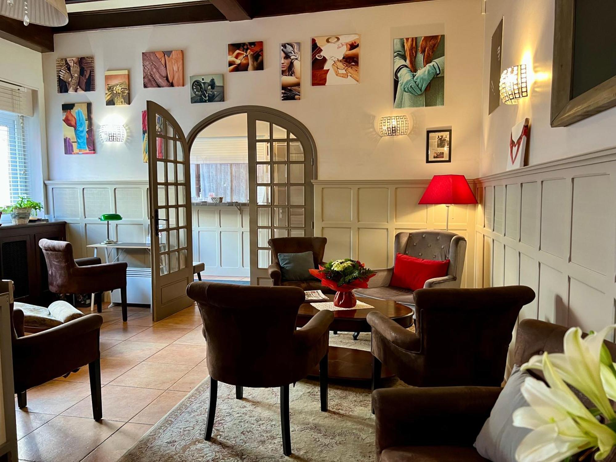 Logis Hotel Des Causses مييو المظهر الخارجي الصورة